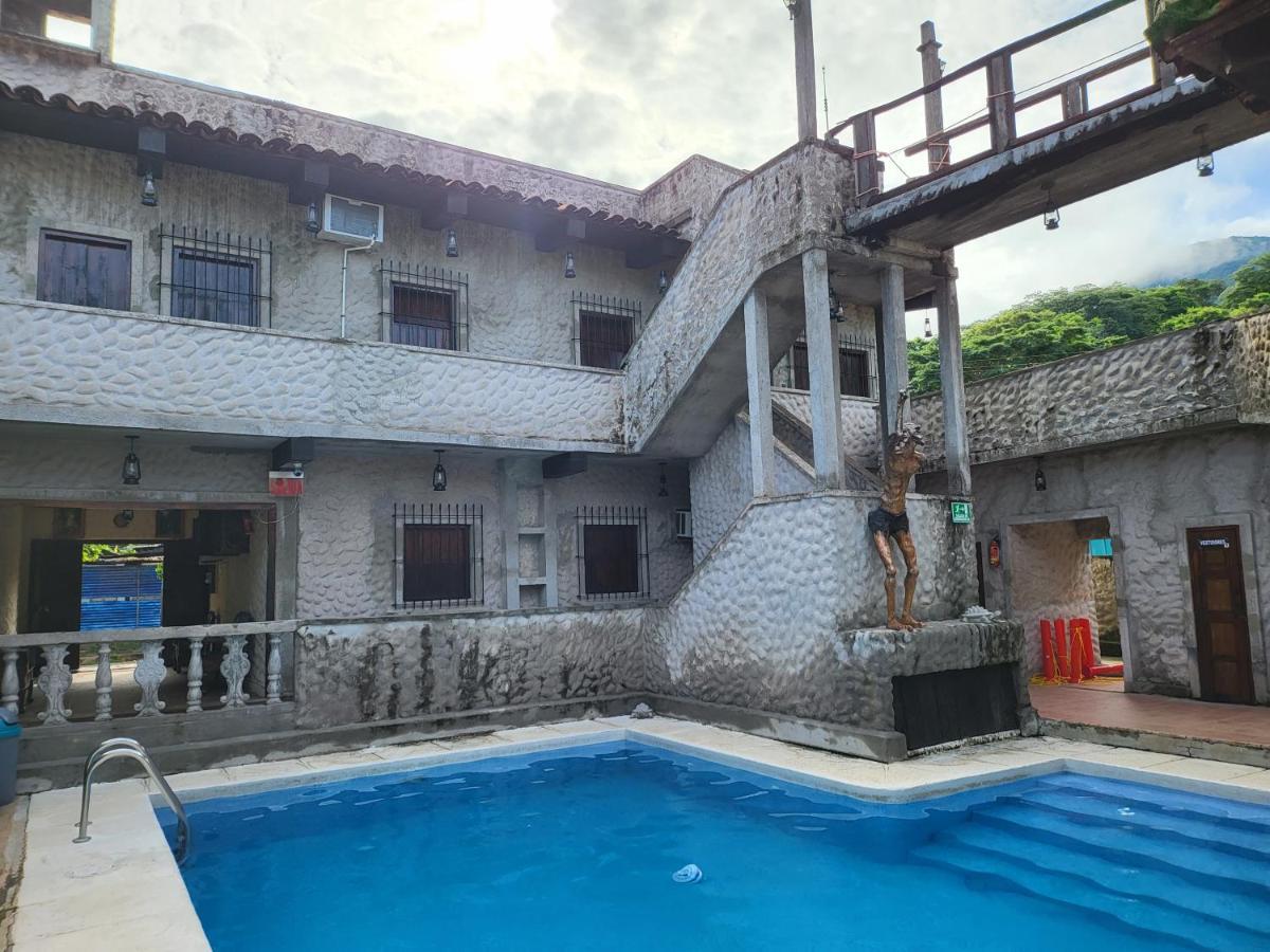 Hostal Casa De Las Gargolas Amapala Esterno foto