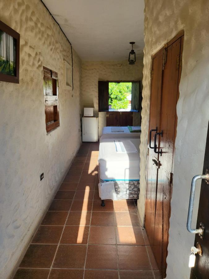 Hostal Casa De Las Gargolas Amapala Esterno foto