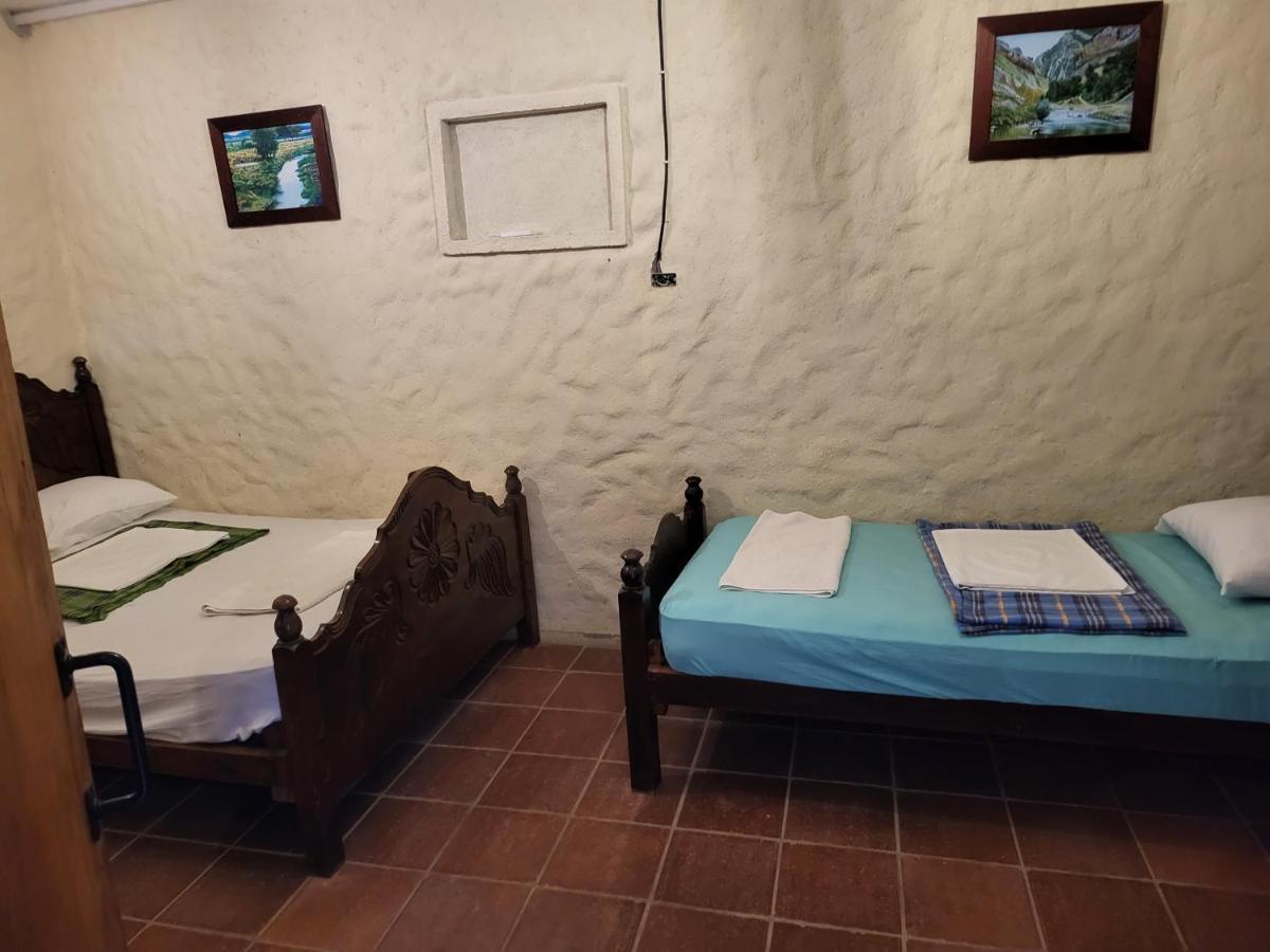 Hostal Casa De Las Gargolas Amapala Esterno foto